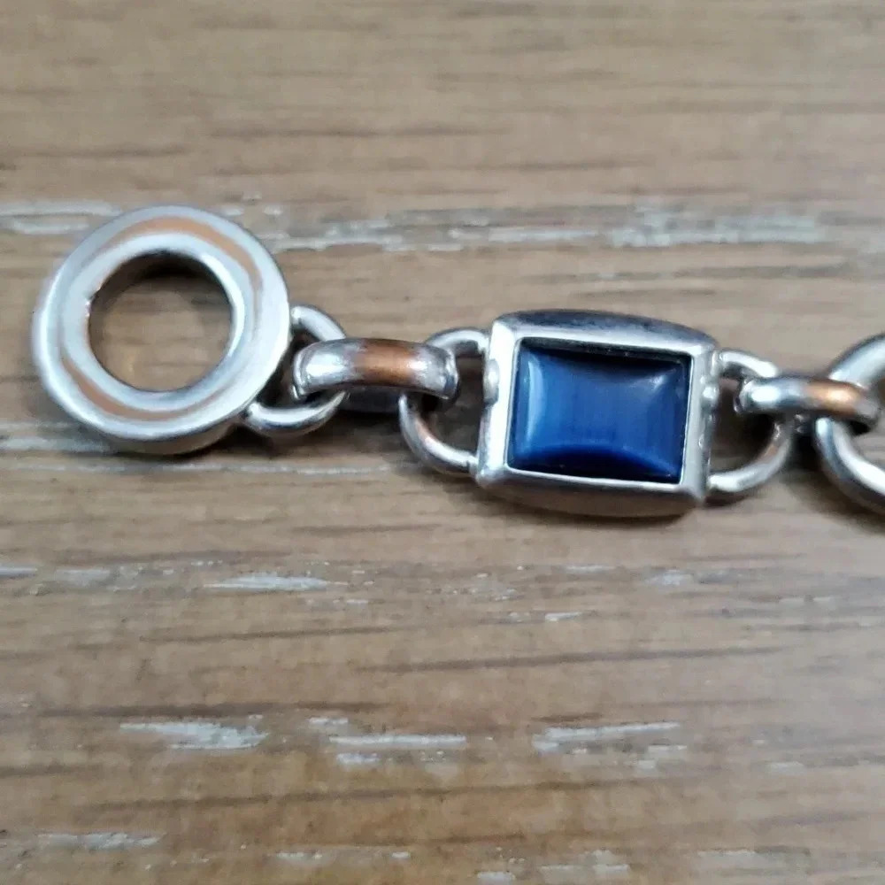 Blue stone in silver tone tennis bracelet - Picture 2 of 3